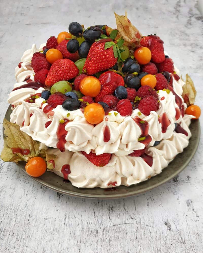 Pavlova Torte - Baiser Torte - Lydiasfoodblog