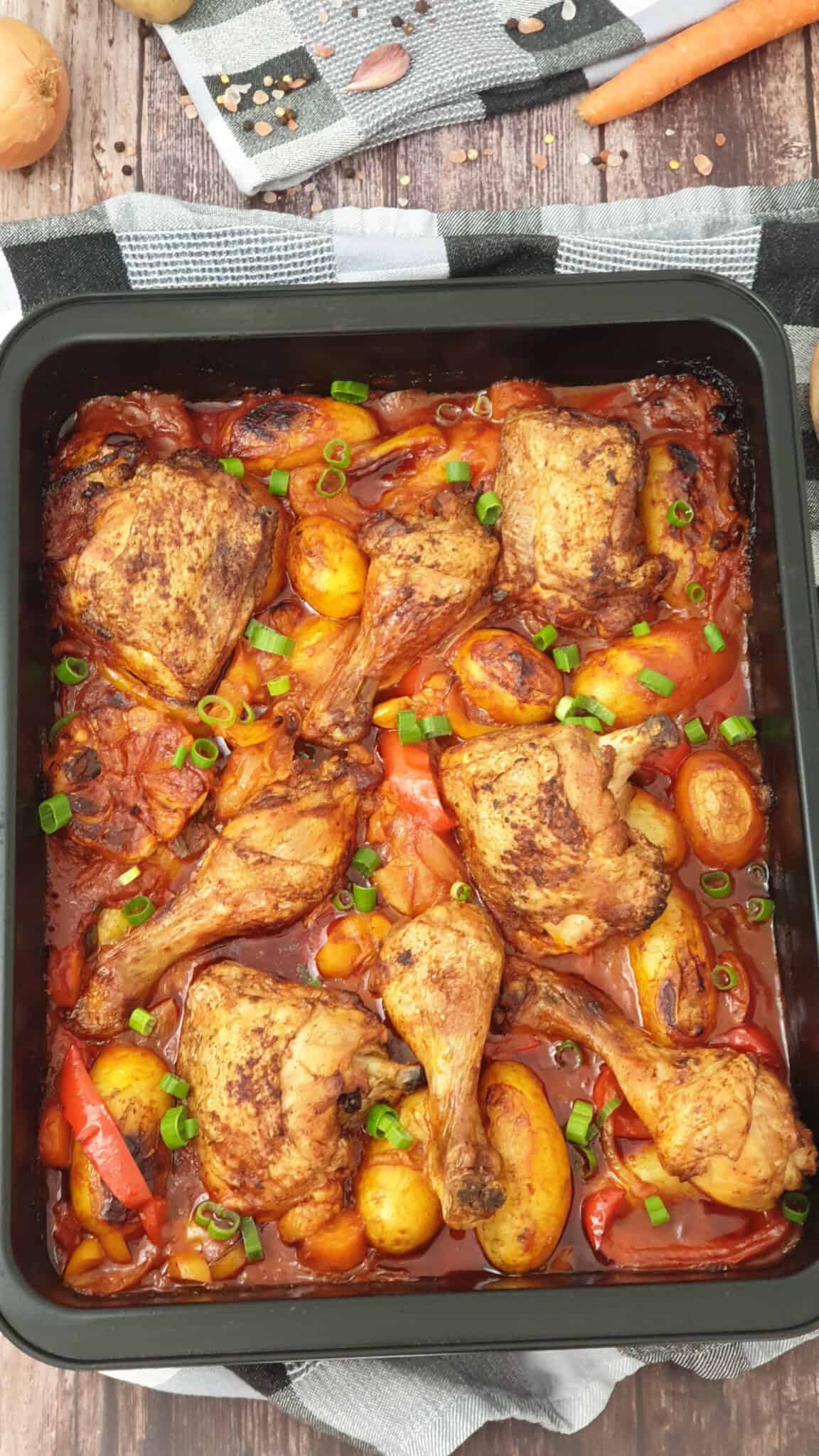 Hähnchen mit Kartoffel-Gemüse in Tomatensoße - Lydiasfoodblog