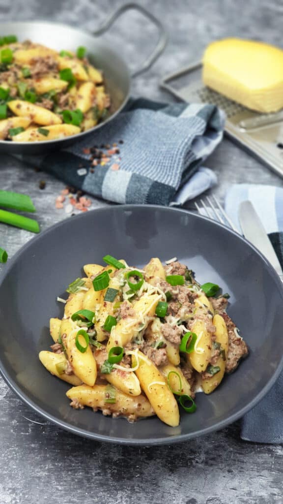 Schupfnudelpfanne Mit Hackfleisch, Einfaches One Pot Gericht ...