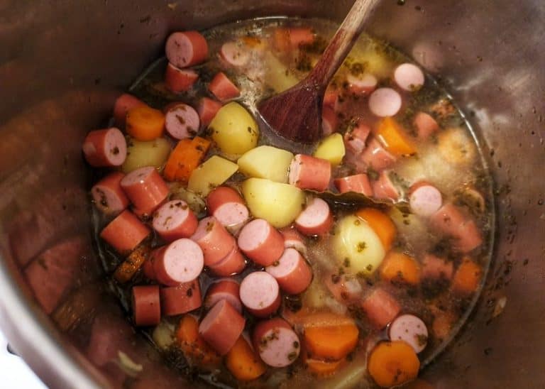 Kartoffel Möhren Suppe mit Würstchen - Lydiasfoodblog