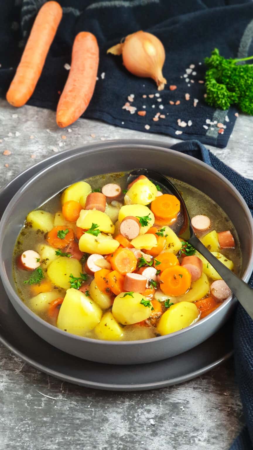 Kartoffel Möhren Suppe mit Würstchen - Lydiasfoodblog