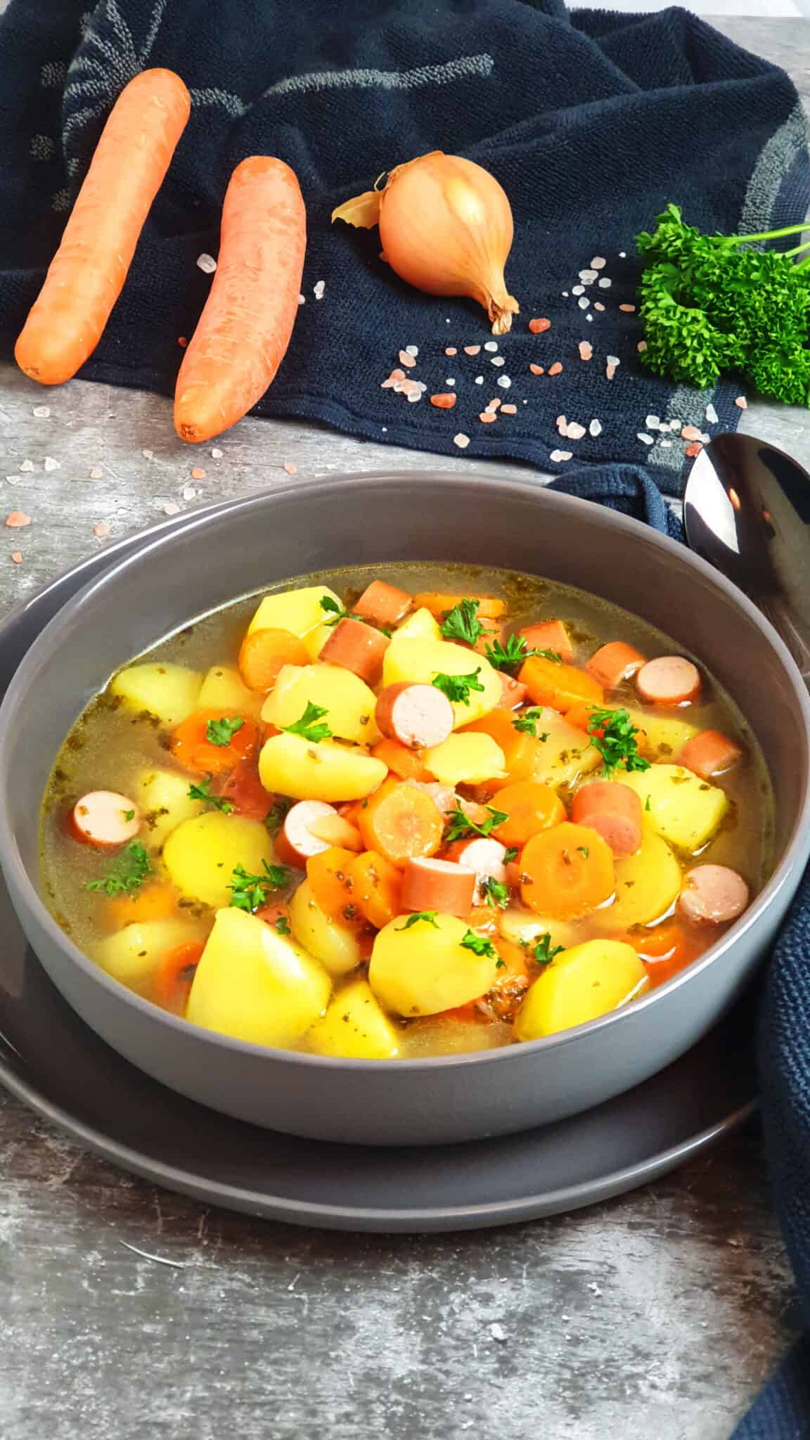 Kartoffel Möhren Suppe mit Würstchen - Lydiasfoodblog
