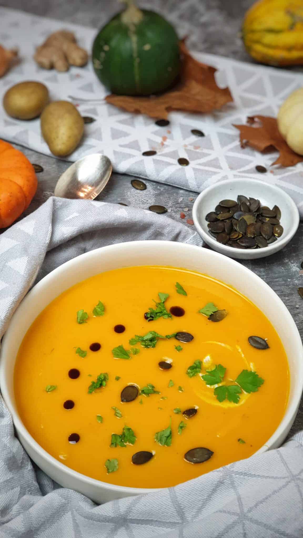 Kürbis-Suppe mit Kokosmilch - Lydiasfoodblog