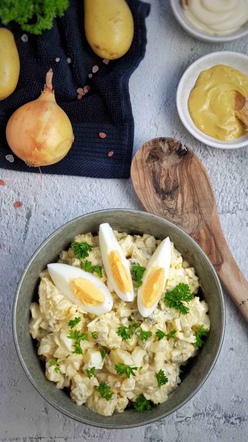 Klassischer Kartoffelsalat mit Ei und Mayonnaise - Lydiasfoodblog