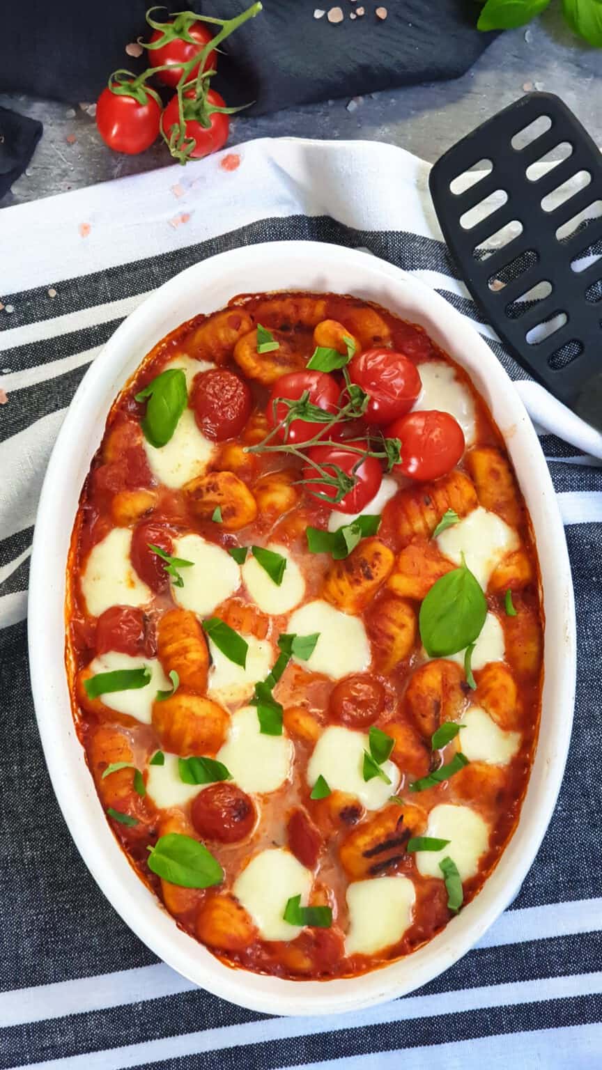 Gnocchi Auflauf mit Tomate und Mozzarella - Lydiasfoodblog