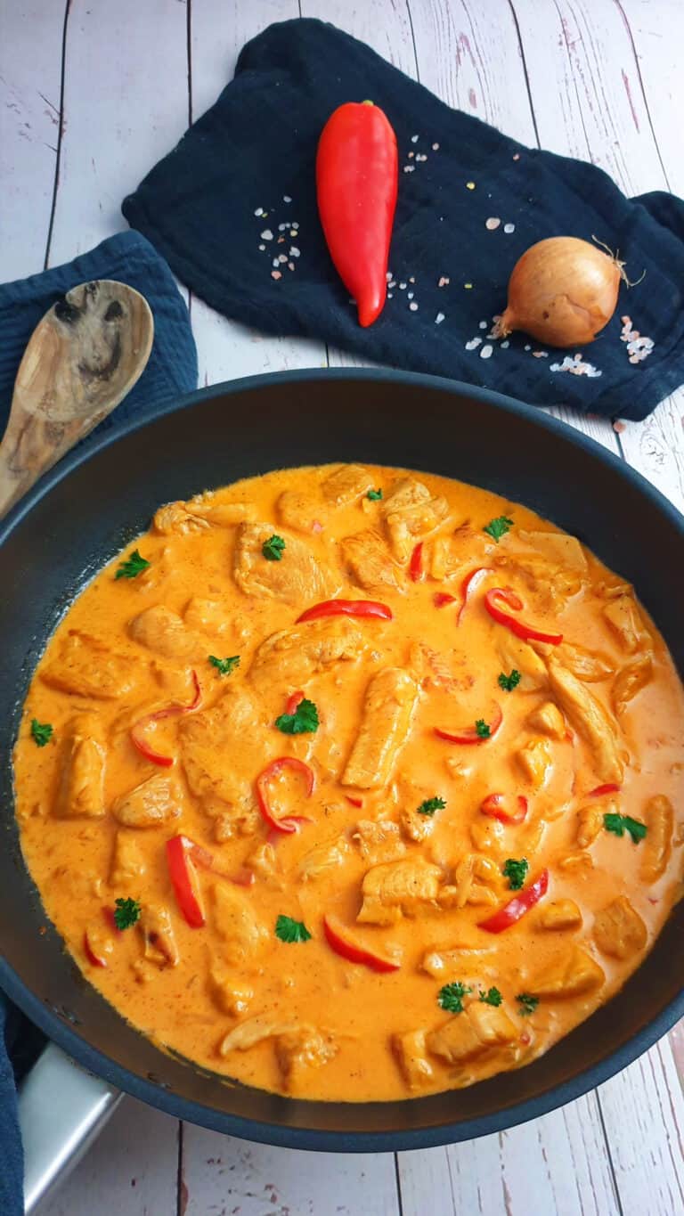 Paprika-Sahne-Hähnchen mit Gnocchi - Lydiasfoodblog